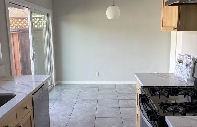 3680 Spyglass Way Gallery 2