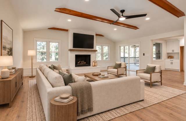 217 Oxford Dr, Franklin, TN 37064 | Fully Renovated, Minutes to Downtown Franklin Gallery 1