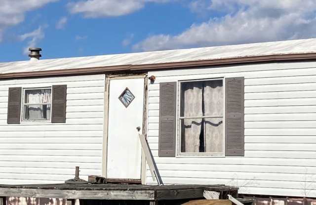 Available Now! Rent this 2 bedroom, 2 bathroom home in Aiken! Apply Now! - 106 Courtillians Road, Aiken County, SC 29801