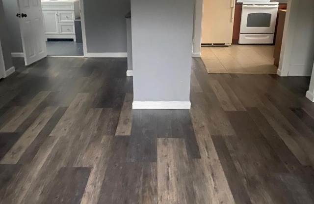 519 TYSON AVENUE - 519 Tyson Avenue, Philadelphia, PA 19111