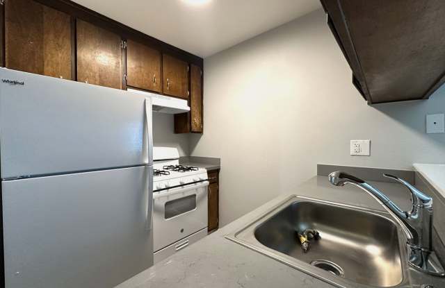 330 W Acacia Street photos photos