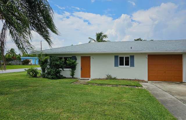 Beautiful duplex in the heart of Boynton Beach photos photos