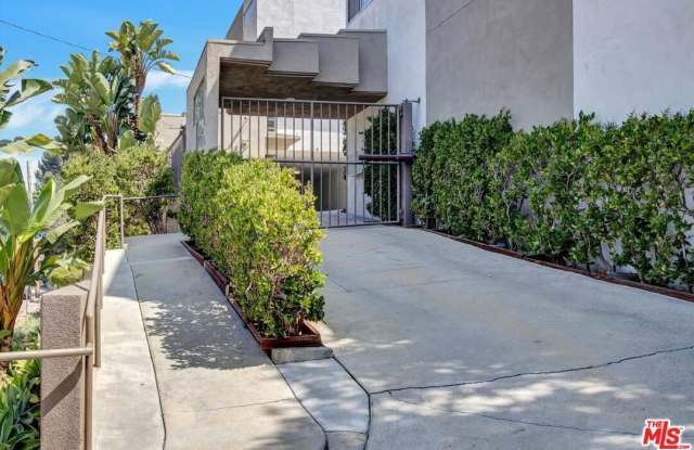 2100 Griffith Park Blvd - 2100 Griffith Park Boulevard, Los Angeles, CA 90039