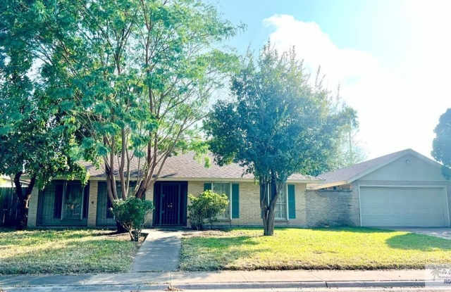 44 LAKEVIEW LN. - 44 Lakeview Lane, Brownsville, TX 78521