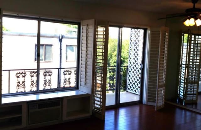 8207 De Longpre Ave 9 - 8207 De Longpre Ave, West Hollywood, CA 90046