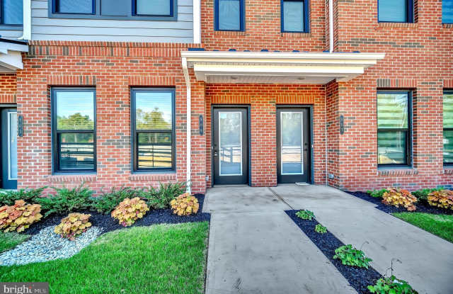 806 SHAY CT - 806 Shay Court, Princeton Junction, NJ 08540