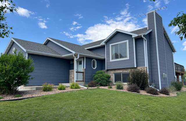 Beautifully Updated 4-Bed Home in Prime NW Location! photos photos