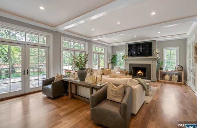 4 Brookview Court Gallery 3
