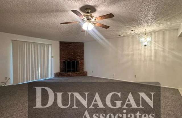 2 bed 2 bath condo - Due to HOA regulations tenants must be 35 years or older. Gallery 3