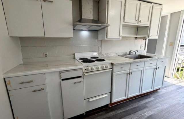 221 Spring St photos photos