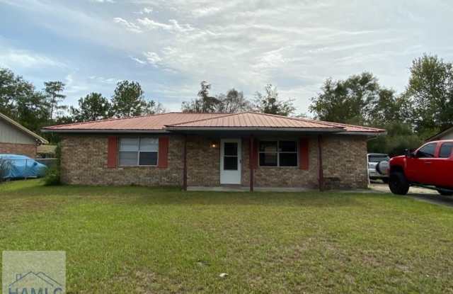 137 Deerwood Court - 137 Deerwood Court, Hinesville, GA 31313