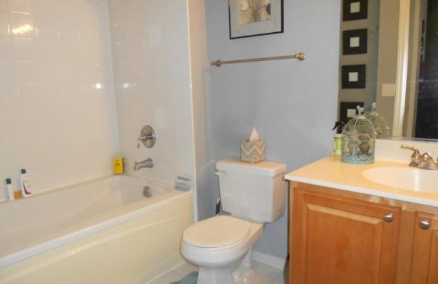 125 E 13th St # 1314 Gallery 2