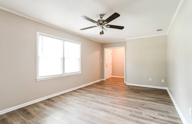 6613 Elm Forest Drive Gallery 3