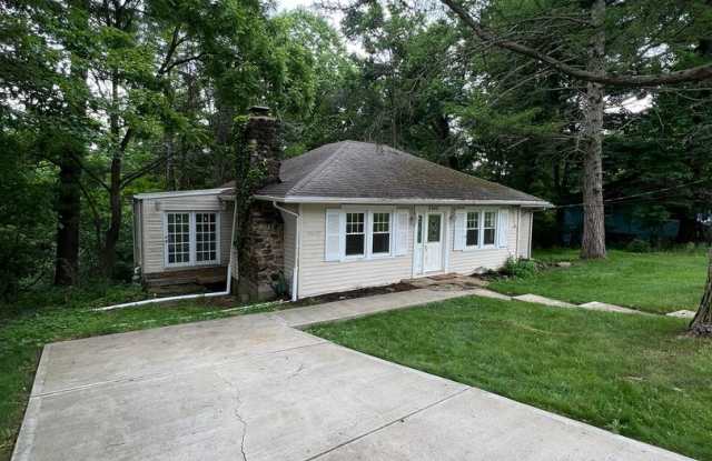 Updated Home in a Rural Setting - Pittsburgh photos photos