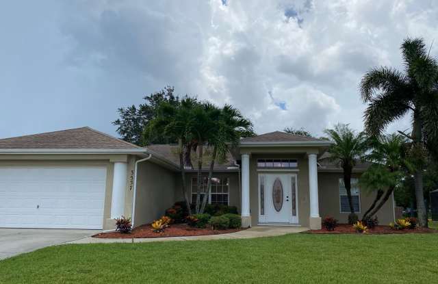 SPACIOUS 3/2 IN PORT ST LUCIE photos photos