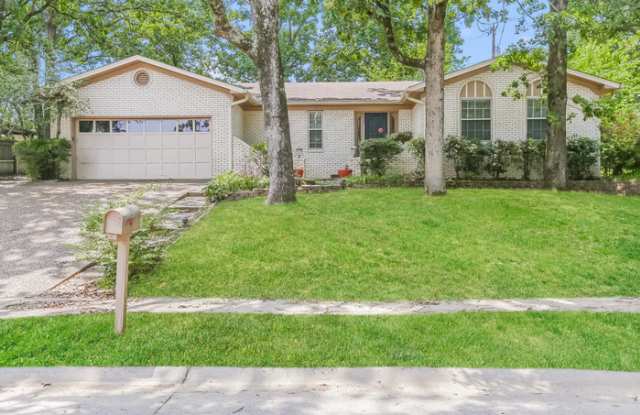 3405 Dunkeld Drive photos photos