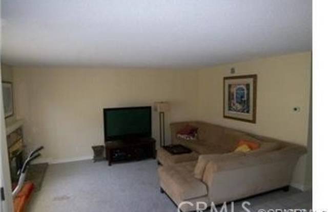 27943 Ridgebluff Court Gallery 2
