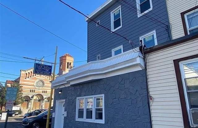 705 8TH ST - 705 8th Street, Union City, NJ 07087