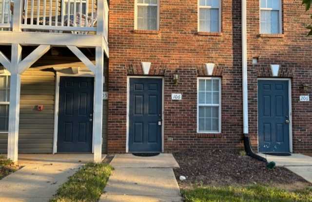 Desirable 1 Bed/1 Bath Condo in Very Convenient Location! photos photos Desirable 1 Bed/1 Bath Condo in Very Convenient Location! photos photos