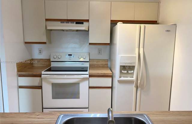 11251 SW 13th St photos photos