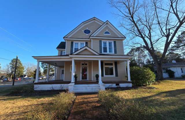 201 W Gannon Avenue - 201 West Gannon Avenue, Zebulon, NC 27597