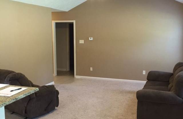117 Weathering Drive Gallery 2
