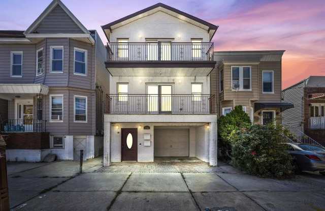 103 CHARLES ST photos photos