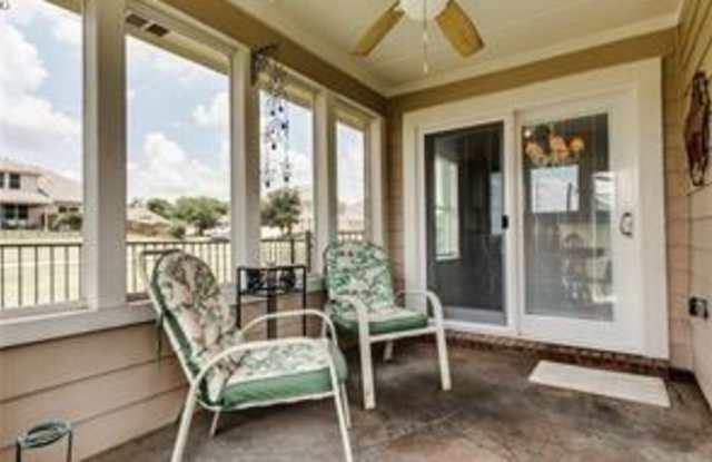 3920 Sunnygate Drive Gallery 3
