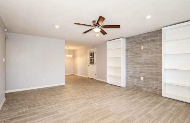 3452 E Acoma Drive Gallery 2