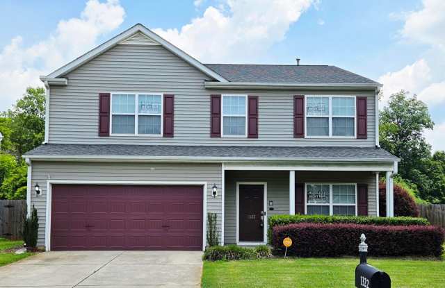 Stunning 4-Bedroom Home for Rent photos photos