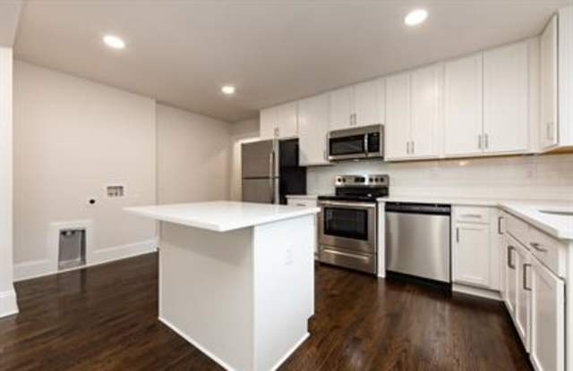 1704 Club RoadB Gallery 2