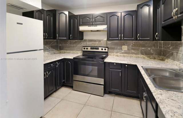 5975 Northwest 25th Court - 5975 Northwest 25th Court, Sunrise, FL 33313