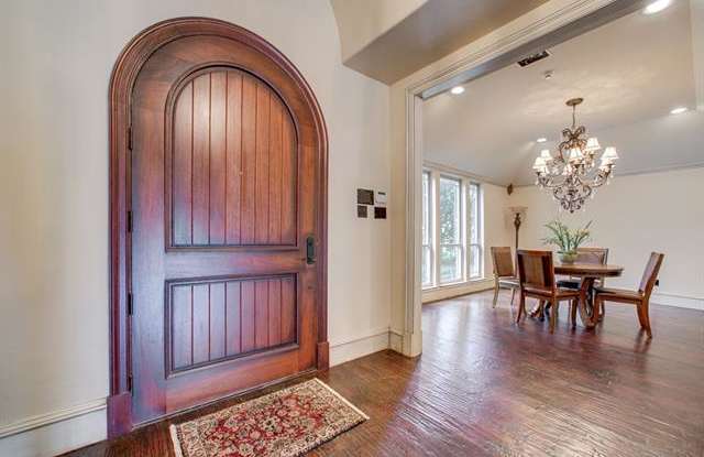 6930 Norway Place Gallery 2
