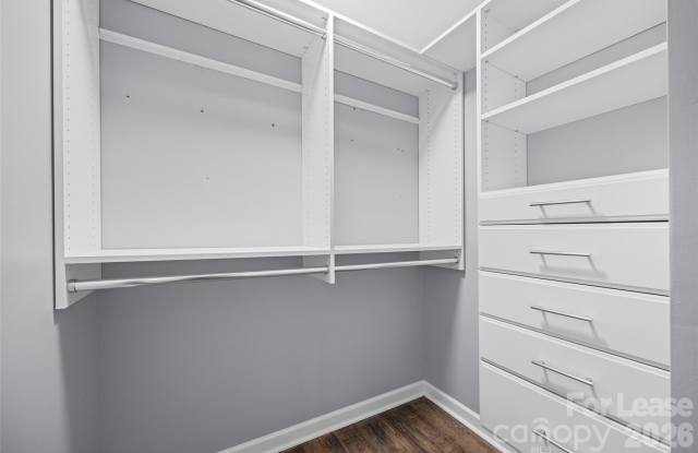 8119 Tremaine Court Gallery 4