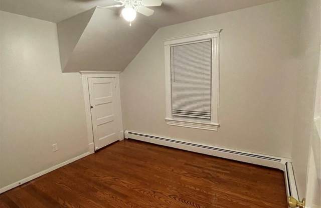 27 Neperan Road Gallery 2