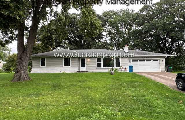 Golden Valley Single Family Home, 2 Car Garage, Dishwasher, Fireplace, Large Deck/Shed photos photos