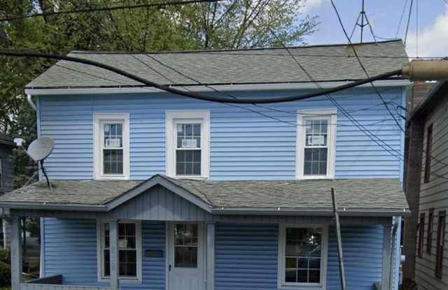 219 4th Street photos photos