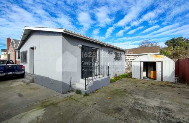 1214 104th Av - 1214 104th Avenue, Oakland, CA 94603