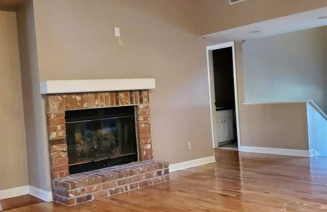 8681 Scenic Hwy Gallery 4