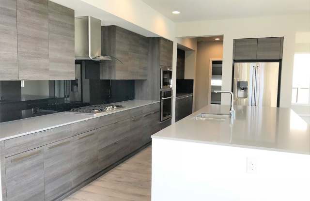 4655 Olivine Dr SW Gallery 3