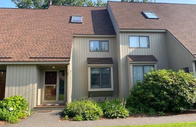 11 Saratoga Court - 11 Saratoga Ct, Hillsborough County, NH 03110