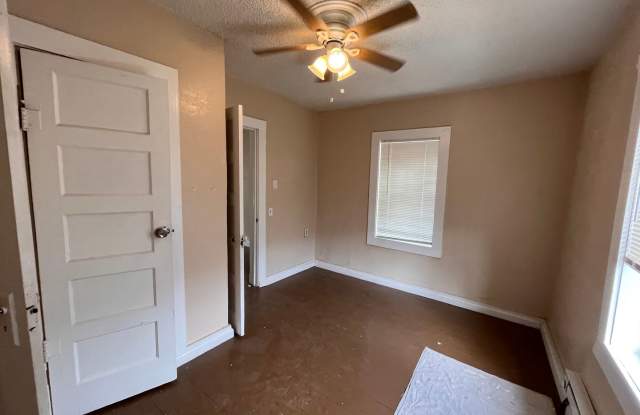 Quaint 2-Bedroom, 1-Bath Home in Northwest Roswell Gallery 4