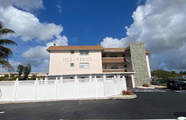 Isle Of Venice - 2775 Taft Street, Hollywood, FL 33020 Isle Of Venice - 2775 Taft Street, Hollywood, FL 33020