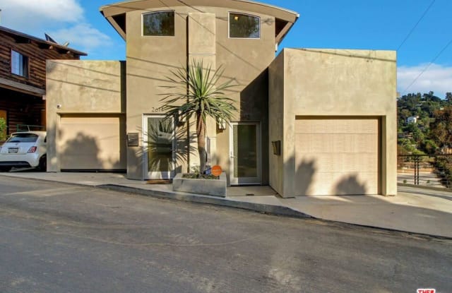 2612 Corralitas - 2612 Corralitas Drive, Los Angeles, CA 90039