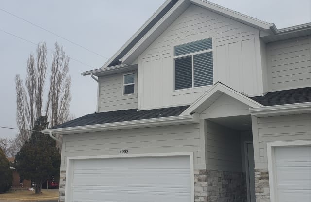 4906 S 175 W - 4906 South 175 West, Washington Terrace, UT 84405