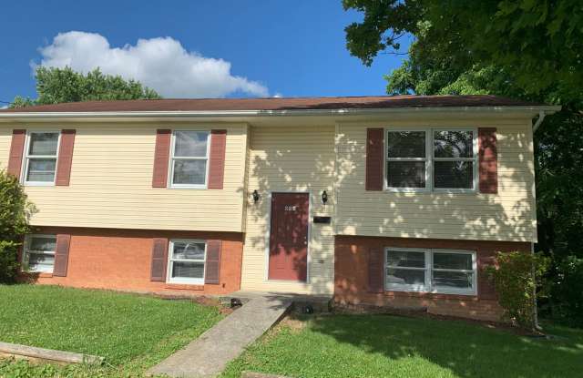 4 Bedroom 3 Bath House with 2 Car Detached Garage photos photos