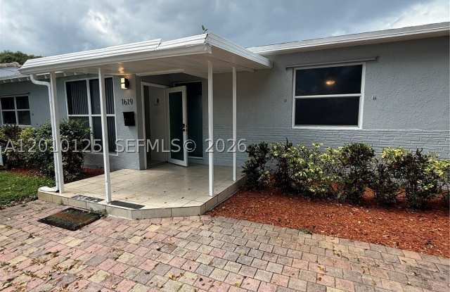 1619 Shenandoah St photos photos