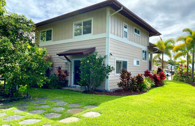 4 bedroom 3 bath unfurnished home in Pualani Estates photos photos