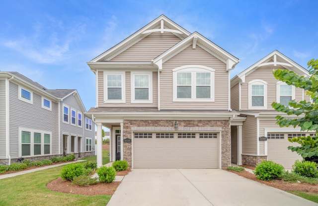 Modern Comfort, Effortless Living & Unbeatable Convenience in Northfield Crossing 3BR/2.5BA, 2 Car Garage Gallery 4