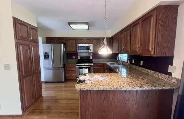 5649 Rebecca Ln Gallery 1